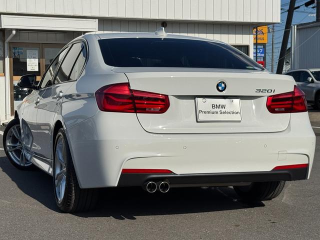 ３シリーズ ３２０ｉ　Ｍスポーツ　ＬＥＤヘッドライト　１８インチＡＷ　コンフォートアクセス　アクティブクルコン　ドライビングアシスト　レーンチェンジウォーニング　ＨＤＤナビ　リヤカメラ　パドルシフト　ＥＴＣ　Ｂｌｕｅｔｏｏｔｈ　禁煙車（59枚目）