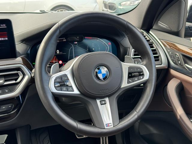 X3 xDrive 20d Mスポーツハイラインパッケージ セレクトパッケージ ガラスサンルーフ モカ革 ハーマンカードン ACC Dアシスト レーンキープアシスト タッチパネルナビ 全周囲カメラ フルセグTV ワイヤレスチャージ 19インチAW ETC 禁煙(14枚目)