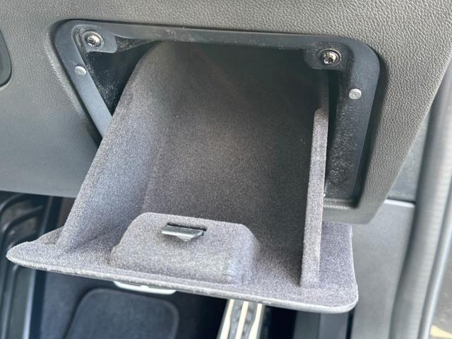 X3 xDrive 20d Mスポーツハイラインパッケージ セレクトパッケージ ガラスサンルーフ モカ革 ハーマンカードン ACC Dアシスト レーンキープアシスト タッチパネルナビ 全周囲カメラ フルセグTV ワイヤレスチャージ 19インチAW ETC 禁煙(53枚目)