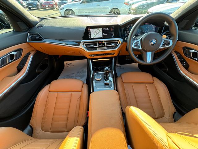 BMW 3 SERIES 320i M-SPORT