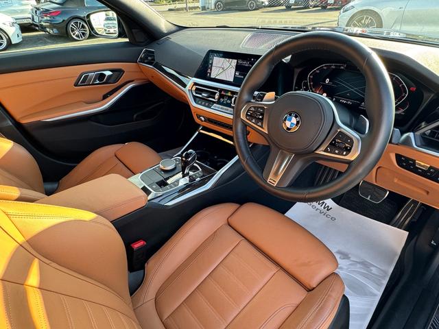 BMW 3 SERIES 320i M-SPORT