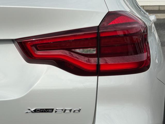 X3 xDrive 20d Xライン ハイラインパッケージ 黒革 前後シートヒーター ヘッドアップD 19AW ACC Dアシスト レーンキープアシスト タッチパネルHDDナビ 全周囲カメラ フルセグTV ワイヤレスチャージ Bluetooth 1オナ 禁煙車(12枚目)