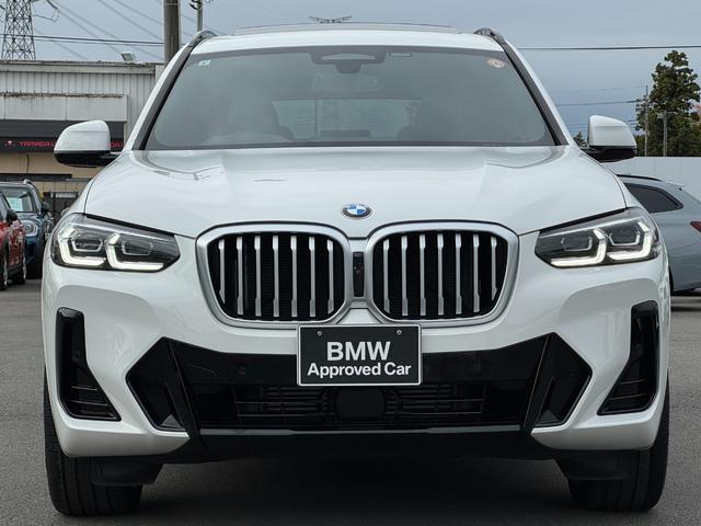 X3 xDrive 20d Mスポーツ 弊社レンタ登録デモカー サウンドPKG ガラスSR ハーマンカードン 黒革 前後シートヒーター 20AW タッチパネルナビ 全周囲カメラ フルセグTV アップルカープレイ ステアリングヒーター 禁煙(7枚目)