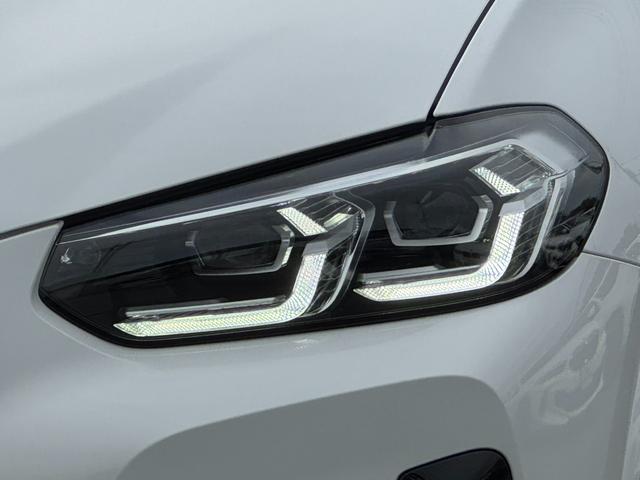 X3 xDrive 20d Mスポーツ 弊社レンタ登録デモカー サウンドPKG ガラスSR ハーマンカードン 黒革 前後シートヒーター 20AW タッチパネルナビ 全周囲カメラ フルセグTV アップルカープレイ ステアリングヒーター 禁煙(8枚目)