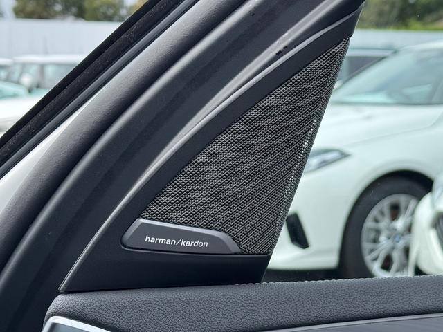 X3 xDrive 20d Mスポーツ 弊社レンタ登録デモカー サウンドPKG ガラスSR ハーマンカードン 黒革 前後シートヒーター 20AW タッチパネルナビ 全周囲カメラ フルセグTV アップルカープレイ ステアリングヒーター 禁煙(23枚目)