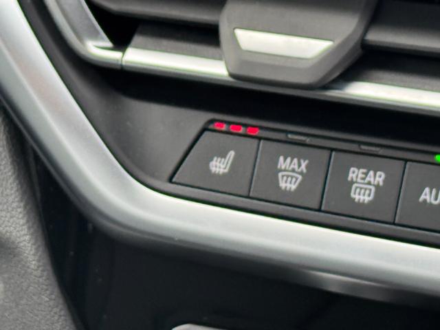 X3 xDrive 20d Mスポーツ 弊社レンタ登録デモカー サウンドPKG ガラスSR ハーマンカードン 黒革 前後シートヒーター 20AW タッチパネルナビ 全周囲カメラ フルセグTV アップルカープレイ ステアリングヒーター 禁煙(33枚目)