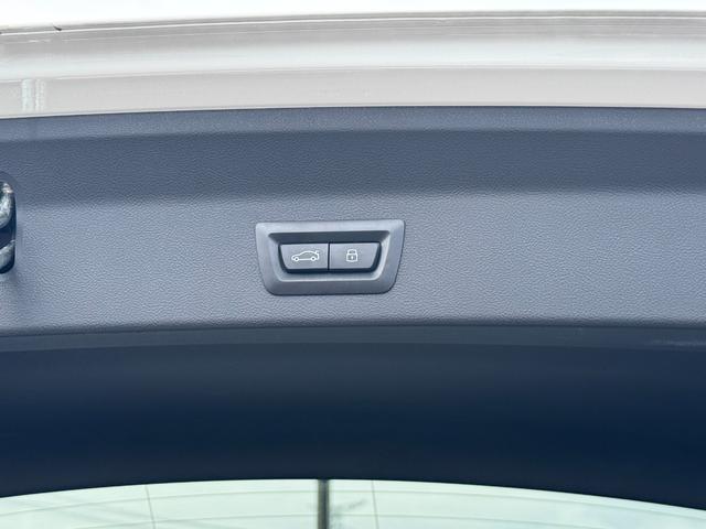 X3 xDrive 20d Mスポーツ 弊社レンタ登録デモカー サウンドPKG ガラスSR ハーマンカードン 黒革 前後シートヒーター 20AW タッチパネルナビ 全周囲カメラ フルセグTV アップルカープレイ ステアリングヒーター 禁煙(51枚目)