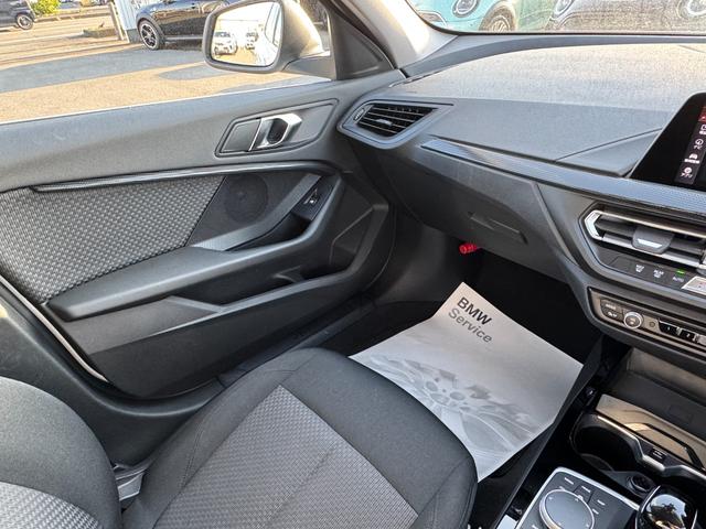 1シリーズ 118i プレイ アクティブクルーズコントロール ドライビングアシスト オプション17インチAW タッチパネルナビ アップルカープレイ リヤカメラ 電動シート 電動リヤゲート Bluetooth ETC2.0 禁煙車(24枚目)