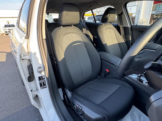 1シリーズ 118i プレイ アクティブクルーズコントロール ドライビングアシスト オプション17インチAW タッチパネルナビ アップルカープレイ リヤカメラ 電動シート 電動リヤゲート Bluetooth ETC2.0 禁煙車(74枚目)