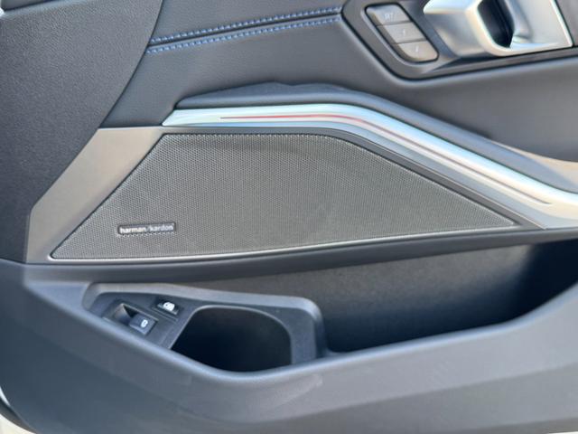 3シリーズ 330e Mスポーツ サウンドパッケージ ハーマンカードン フルセグTV 黒革 シートヒーター ヘッドアップD ACC Dアシストプロ カーブドディスプレイ タッチパネルナビ 全周囲カメラ パドルシフト 18AW 禁煙(72枚目)