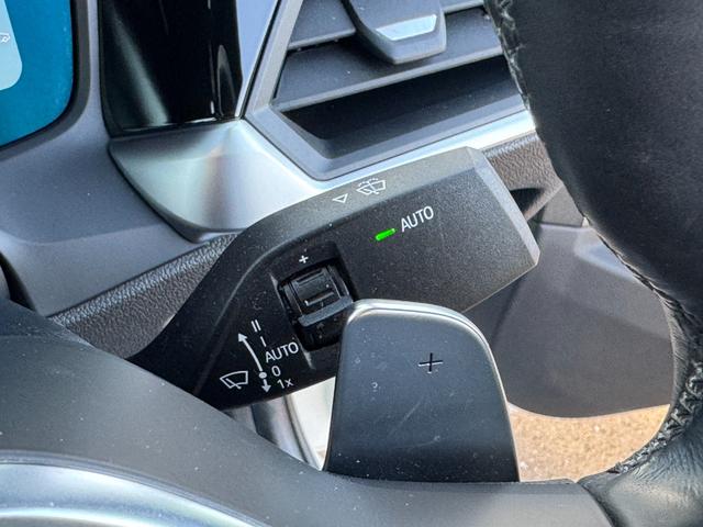 3シリーズ M340i xDrive ヴァーネスカ黒レザー シートヒーター ハーマンカードン 19インチAW レーザーライト ヘッドアップD ACC Mブレーキ Dアシスト タッチパネルナビ TV アップルカープレイ 全周囲カメラ 禁煙車(51枚目)