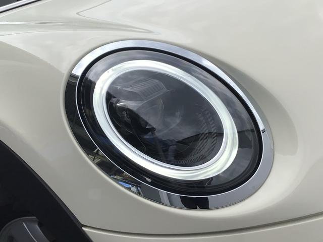 ワン CLASSIC デジタルメーターパネル LEDヘッドライト ドライビングアシスト タッチパネルナビ リヤビューカメラ 15インチアルミ Bluetooth USB クルーズコントロール 禁煙車(30枚目)