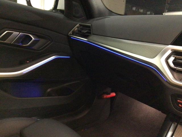 320i Mスポーツ コンフォートパッケージ タッチパネルHDDナビゲーション 全周囲カメラ 電動トランク アクティブクルーズコントロール ドライビングアシスト シートヒーター ワイヤレスチャージ アンビエントライト 禁煙(33枚目)
