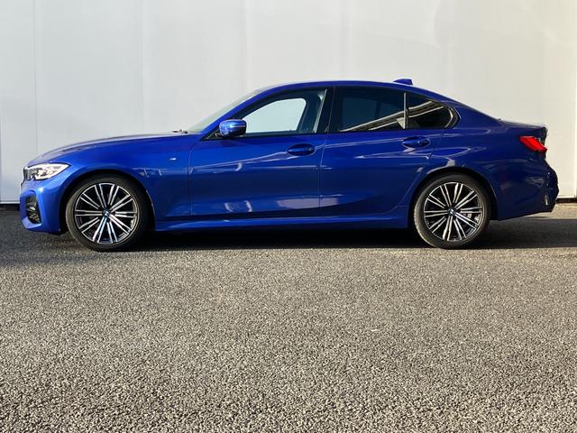 ３２０ｄ　ｘＤｒｉｖｅ　Ｍスポーツ　ワンオーナー　タッチパネル式ＨＤＤナビ　バックカメラ　ＡＣＣ　ＬＥＤヘッドライト　前後ドライブレコーダー　ドライビングアシスト　ワイヤレスチャージング　ライブコックピット　レーンチェンジウォーニング(5枚目)