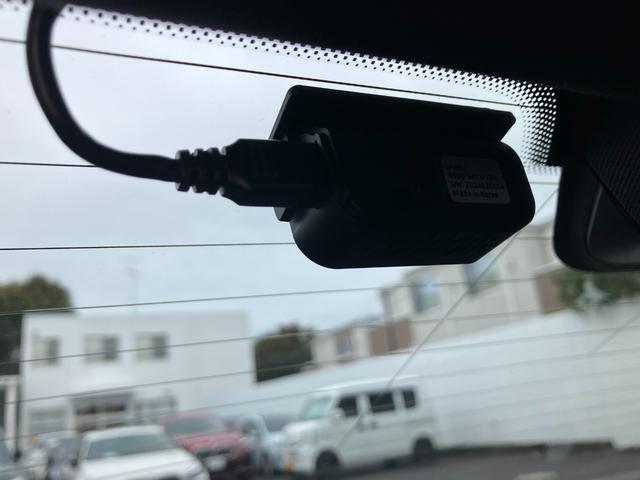 ３シリーズ ３２０ｉ　Ｍスポーツ　車検令和９年３月　ワンオーナー　タッチパネル式ＨＤＤナビ　フロント＋サイド＋バック＋トップビューカメラ　ＡＣＣ　ドライビングアシスト　パーキングアシスト（29枚目）