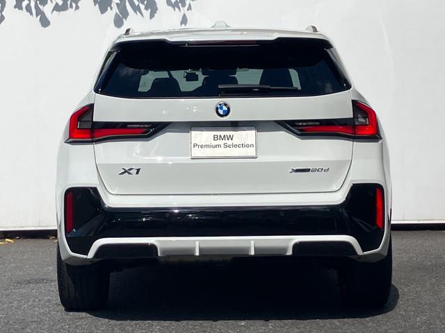 Ｘ１ ｘＤｒｉｖｅ　２０ｄ　Ｍスポーツ　ワンオーナー　タッチパネル式ＨＤＤナビ　フロント＋サイド＋バック＋トップビューカメラ　ＡＣＣ　ドライビングアシスト　パーキングアシスト　ヘッドアップディスプレイ　シートヒーター（8枚目）