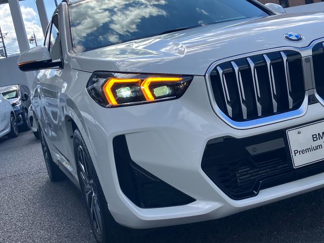 Ｘ１ ｘＤｒｉｖｅ　２０ｄ　Ｍスポーツ　ワンオーナー　タッチパネル式ＨＤＤナビ　フロント＋サイド＋バック＋トップビューカメラ　ＡＣＣ　ドライビングアシスト　パーキングアシスト　ヘッドアップディスプレイ　シートヒーター（10枚目）