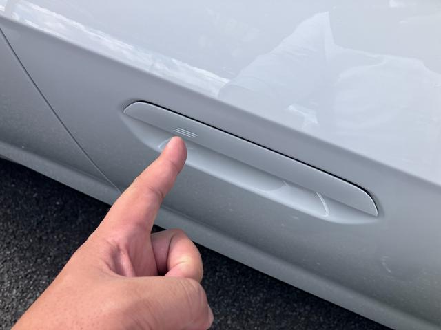 Ｘ１ ｘＤｒｉｖｅ　２０ｄ　Ｍスポーツ　ワンオーナー　タッチパネル式ＨＤＤナビ　フロント＋サイド＋バック＋トップビューカメラ　ＡＣＣ　ドライビングアシスト　パーキングアシスト　ヘッドアップディスプレイ　シートヒーター（20枚目）