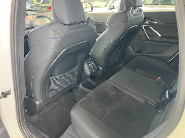Ｘ１ ｘＤｒｉｖｅ　２０ｄ　Ｍスポーツ　ワンオーナー　タッチパネル式ＨＤＤナビ　フロント＋サイド＋バック＋トップビューカメラ　ＡＣＣ　ドライビングアシスト　パーキングアシスト　ヘッドアップディスプレイ　シートヒーター（70枚目）