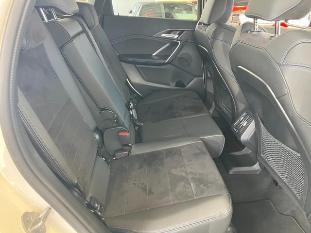 Ｘ１ ｘＤｒｉｖｅ　２０ｄ　Ｍスポーツ　ワンオーナー　タッチパネル式ＨＤＤナビ　フロント＋サイド＋バック＋トップビューカメラ　ＡＣＣ　ドライビングアシスト　パーキングアシスト　ヘッドアップディスプレイ　シートヒーター（71枚目）