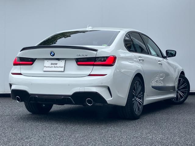 3シリーズ 320i Mスポーツ ワンオーナー BMWパフォーマンス製エアロ コンフォートパッケージ パーキングアシストプラス タッチパネル式HDDナビ フロント+サイド+バック+トップビューカメラ ACC(5枚目)