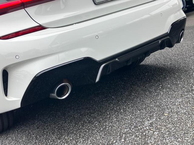 3シリーズ 320i Mスポーツ ワンオーナー BMWパフォーマンス製エアロ コンフォートパッケージ パーキングアシストプラス タッチパネル式HDDナビ フロント+サイド+バック+トップビューカメラ ACC(9枚目)