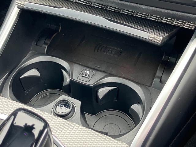 3シリーズ 320i Mスポーツ ワンオーナー BMWパフォーマンス製エアロ コンフォートパッケージ パーキングアシストプラス タッチパネル式HDDナビ フロント+サイド+バック+トップビューカメラ ACC(32枚目)