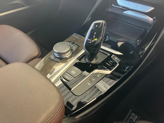 X3 xDrive 20i Xライン ハイラインパッケージ 走行1.9万Km モカレザーシート イノベーションP ハイラインP ヘッドアップディスプレイ ACC 地デジ付HDDナビ フロント+サイド+バック+トップビューカメラ ジェスチャーコントロール(60枚目)