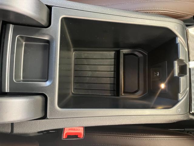 X3 xDrive 20i Xライン ハイラインパッケージ 走行1.9万Km モカレザーシート イノベーションP ハイラインP ヘッドアップディスプレイ ACC 地デジ付HDDナビ フロント+サイド+バック+トップビューカメラ ジェスチャーコントロール(61枚目)