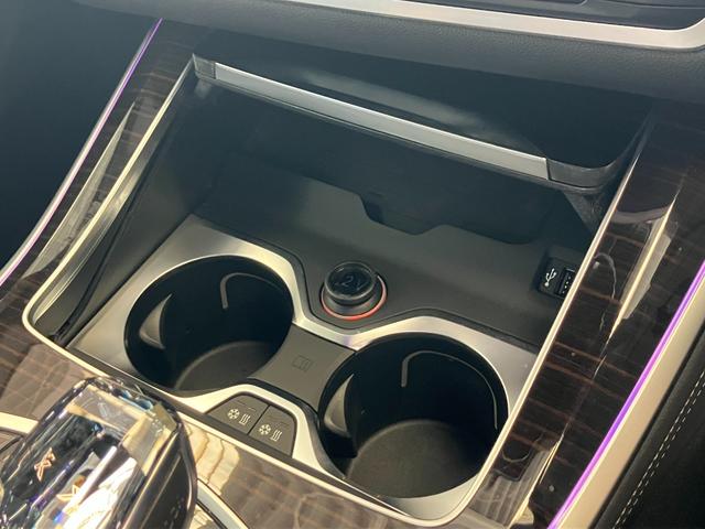 人気のワイヤレスチャージング！