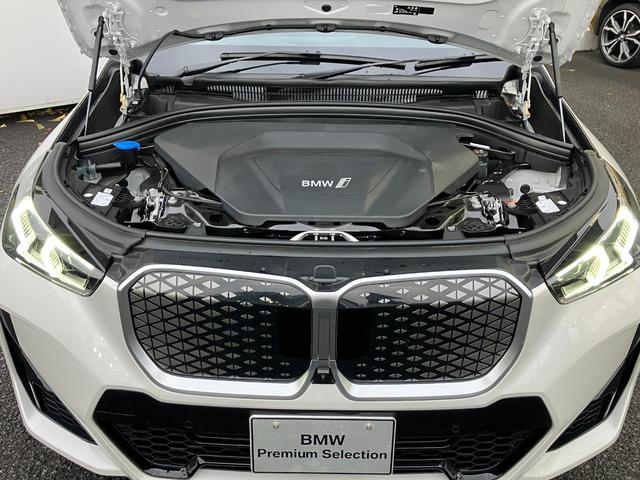 iX1 新車保証付 レンタカー登録弊社デモカー テクノロジーパッケージ タッチパネル式HDDナビ ヘッドアップディスプレイ ドライビングアシストプロフェッショナル ACC(13枚目)