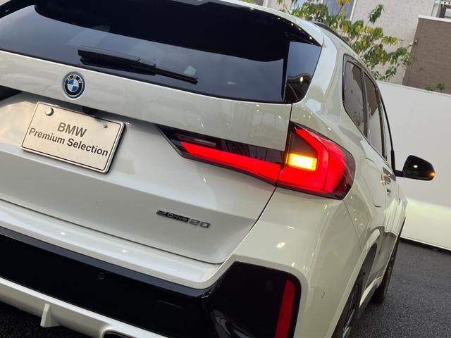 iX1 新車保証付 レンタカー登録弊社デモカー テクノロジーパッケージ タッチパネル式HDDナビ ヘッドアップディスプレイ ドライビングアシストプロフェッショナル ACC(49枚目)