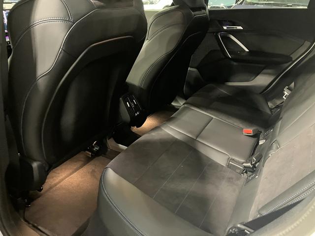 iX1 新車保証付 レンタカー登録弊社デモカー テクノロジーパッケージ タッチパネル式HDDナビ ヘッドアップディスプレイ ドライビングアシストプロフェッショナル ACC(66枚目)