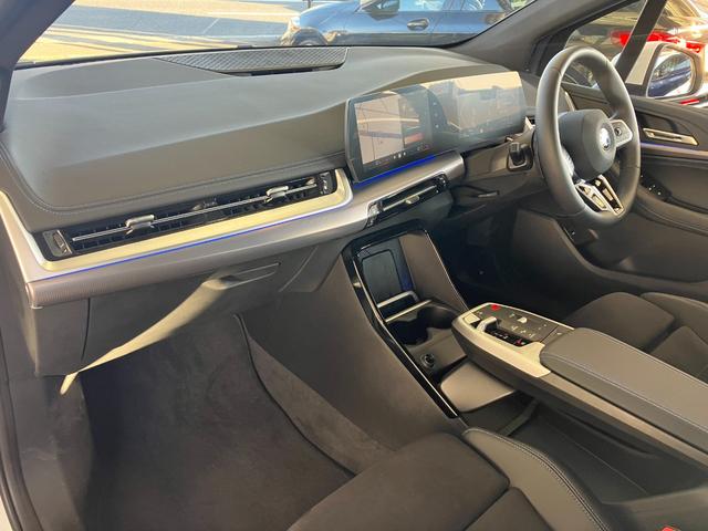 ２シリーズ ２１８ｄアクティブツアラー　Ｍスポーツ　新車保証付　レンタカー登録弊社デモカー　タッチパネル式ＨＤＤナビ　バックカメラ　ＡＣＣ　ドライビングアシスト　パーキングアシスト　１７インチアルミ　シートヒーター（58枚目）