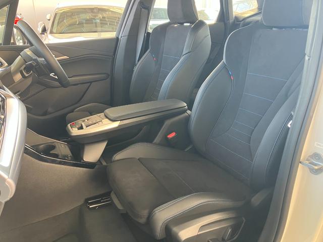 ２シリーズ ２１８ｄアクティブツアラー　Ｍスポーツ　新車保証付　レンタカー登録弊社デモカー　タッチパネル式ＨＤＤナビ　バックカメラ　ＡＣＣ　ドライビングアシスト　パーキングアシスト　１７インチアルミ　シートヒーター（59枚目）