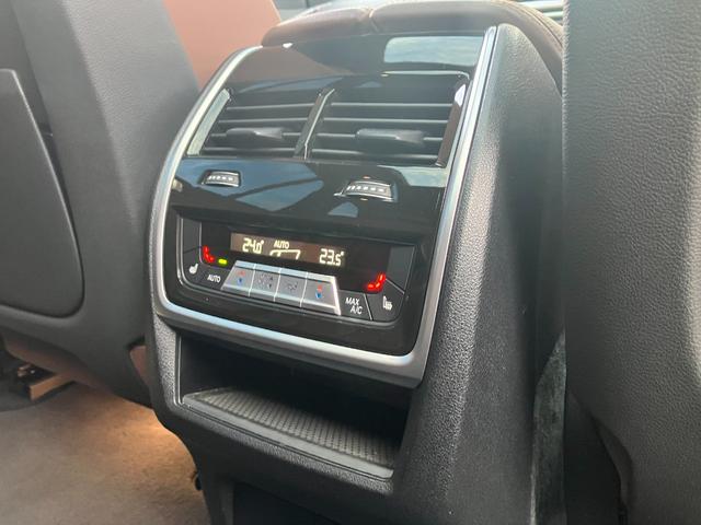 X5 xDrive 35d Mスポーツ ワンオーナ パノラマサンルーフ コーヒーブラウンレザー 21インチアルミ Mスポーツブレーキ ハイラインパッケージ ソフトクローズドア プラスパッケージ 地デジ付タッチパネル式HDDナビ(46枚目)