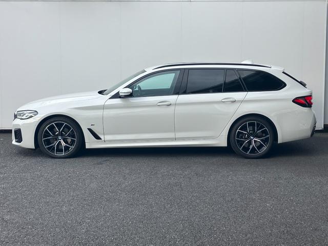 5シリーズ 540i xDriveツーリング Mスポーツ 後期型 3リッター直列6気筒エンジン エクスクルーシブナッパレザーパッケージ 黒レザーコンフォートシート 地デジ付タッチパネル式HDDナビ ACC バックカメラ(6枚目)