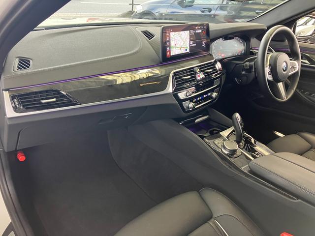 5シリーズ 540i xDriveツーリング Mスポーツ 後期型 3リッター直列6気筒エンジン エクスクルーシブナッパレザーパッケージ 黒レザーコンフォートシート 地デジ付タッチパネル式HDDナビ ACC バックカメラ(59枚目)