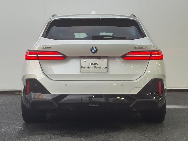 5シリーズ 523d xDriveツーリング Mスポーツ レンタカー登録弊社デモカー コンフォートドライビングパッケージ 20インチアルミ 黒レザーシート 地デジ付タッチパネル式HDDナビ ACC アダプティブサスペンション(10枚目)