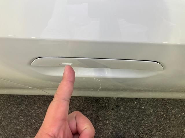 5シリーズ 523d xDriveツーリング Mスポーツ レンタカー登録弊社デモカー コンフォートドライビングパッケージ 20インチアルミ 黒レザーシート 地デジ付タッチパネル式HDDナビ ACC アダプティブサスペンション(24枚目)