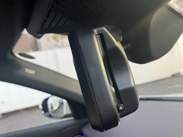 5シリーズ 523d xDriveツーリング Mスポーツ レンタカー登録弊社デモカー コンフォートドライビングパッケージ 20インチアルミ 黒レザーシート 地デジ付タッチパネル式HDDナビ ACC アダプティブサスペンション(25枚目)