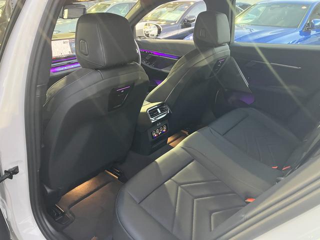 5シリーズ 523d xDriveツーリング Mスポーツ レンタカー登録弊社デモカー コンフォートドライビングパッケージ 20インチアルミ 黒レザーシート 地デジ付タッチパネル式HDDナビ ACC アダプティブサスペンション(73枚目)