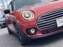 ＭＩＮＩ クーパーＤ　クラブマン　インディアンサマーレッド　タッチパネル式ＨＤＤナビ　バックカメラ　ＡＣＣ　ヘッドアップディスプレイ　ブラック１７インチアルミ　シートヒーター　デジタルメーター（8枚目）