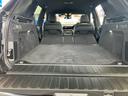 ラゲッジルームの広さもX5の魅力です!後席の背もたれを倒すと更に広大なスペースが!