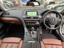 シナモンブラウンレザーシートやウッドパネルなど高級感漂う室内も6シリーズの魅力です!