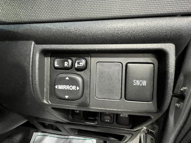 シエンタ DICE-G 純正ナビ・Rバックカメラ・左側パワースライドドア・HIDヘッドライト・フォグライト・ETC・オートエアコン・ステアリングリモコン・キーレスエントリー・Bluetoothオーディオ(17枚目)