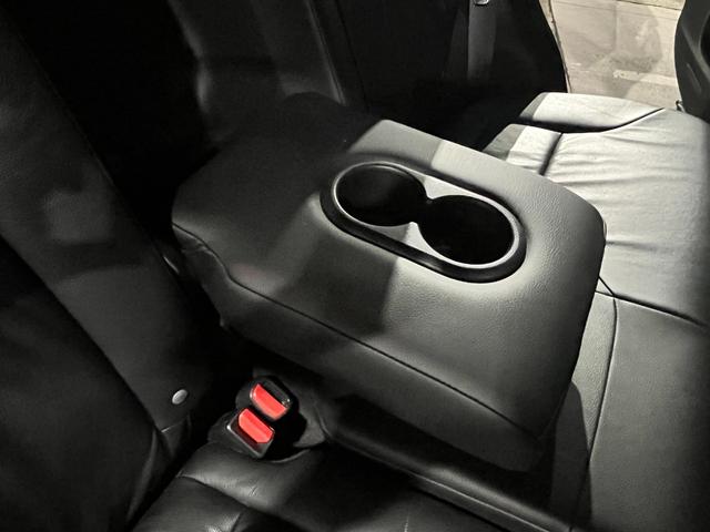 ＣＲ－Ｖ ２０Ｇ　本革パワーシート・サンルーフ・純正ＨＤＤナビ・フルセグＴＶ・リアカメラ・ＣＤＤＶＤ再生・スマートキー・ＥＴＣ・サイドＳＲＳエアーバッグ・純正１７インチアルミホイール・ＨＩＤヘッドライト・フォグライト（33枚目）