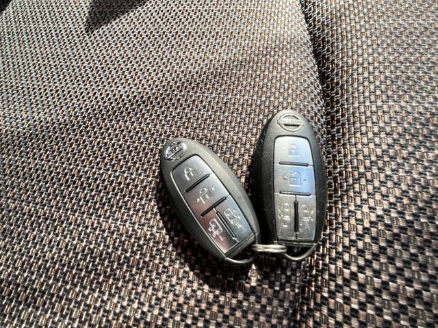 セレナ ハイウェイスターG S-HVアドバンスドセーフティ 純正ナビ・全周囲カメラ・リアモニター・LEDヘッドライト・フォグライト・ETC・社外18インチアルミホイール・ローダウンサス・両側パワースライドドア・インテリジェントキー・Bluetoothオーディオ(20枚目)