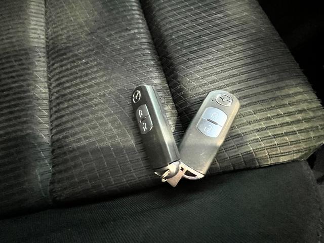 CX-5 XD ワンオーナー車・純正ナビ・Rバックカメラ・左サイドカメラ・HIDヘツドライト・フォグライト・ETC・純正17インチアルミホイール・アドバンスドキー・Bluetoothオーディオ(19枚目)