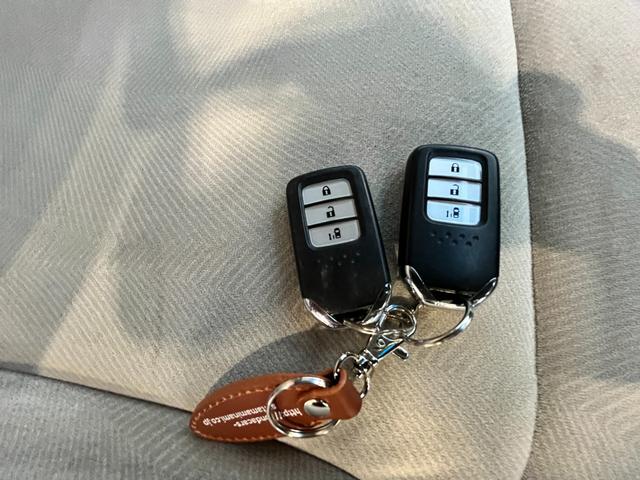 スマートキーになります。ドアの施錠が楽々です。